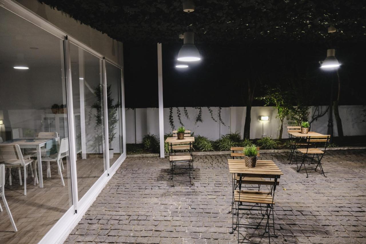 4U Lisbon VI Guesthouse Airport Dış mekan fotoğraf